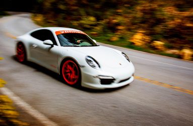 First hybrid Porsche 911 991